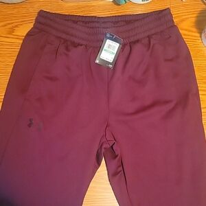UA maroon Large tall fleece pants